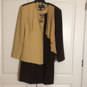 Two Tone Gold/Brown Ladies Suit.